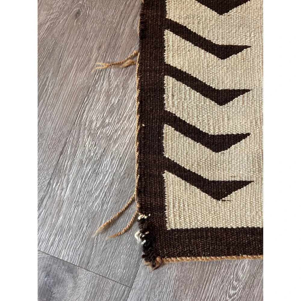 Vintage Southwest Handwoven Wool Rug Navajo Style Tribal Earth Tones 51x28.5